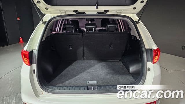 Kia Sportage 4세대 дизель 1.7 2WD Trendy, 2016 20