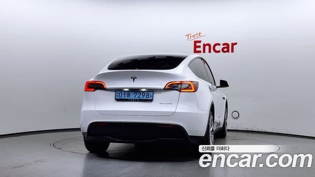 Tesla модель Y Long Range AWD, 2022 4