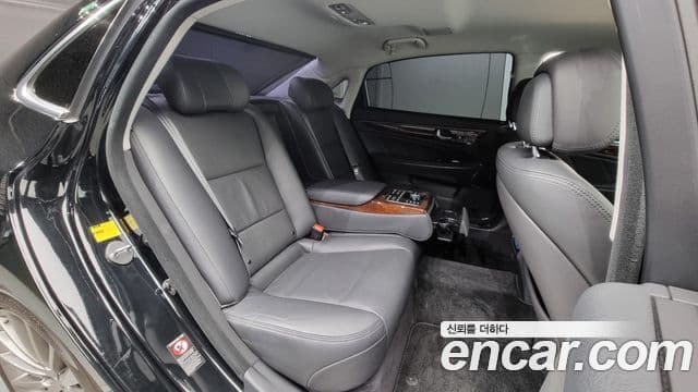 Hyundai Equus(новый кузов / новое поколение) Premium, 2015 19