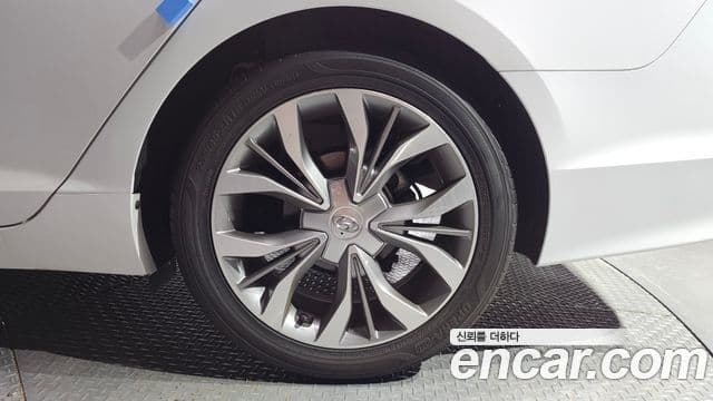 Hyundai LF Sonata 2.0 Smart, 2015 все фото