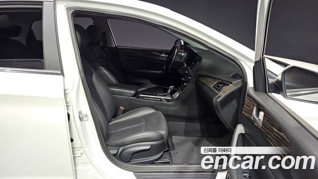 Hyundai LF Sonata 2.0 Smart, 2015 12