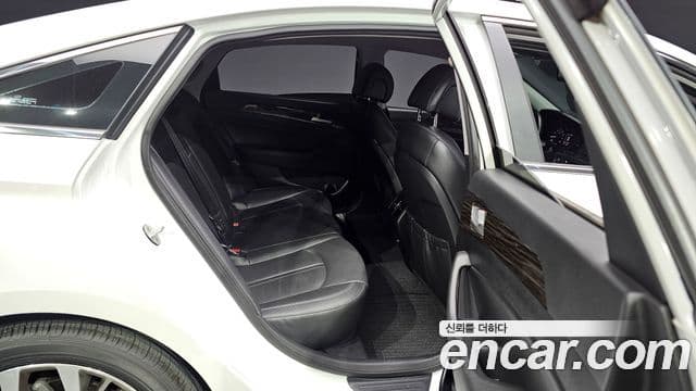 Hyundai LF Sonata 2.0 Smart, 2015 13