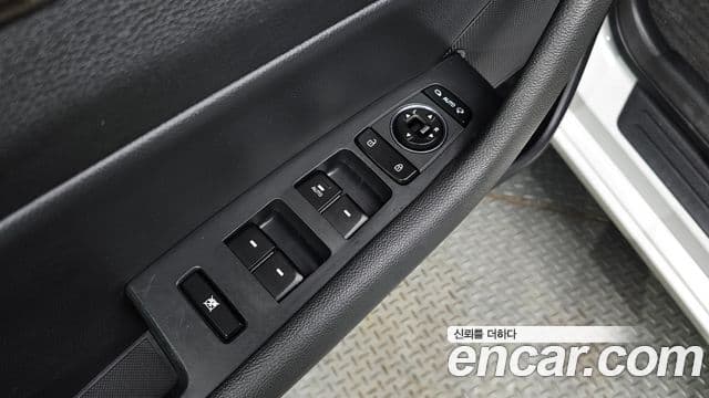 Hyundai LF Sonata 2.0 Smart, 2015 14