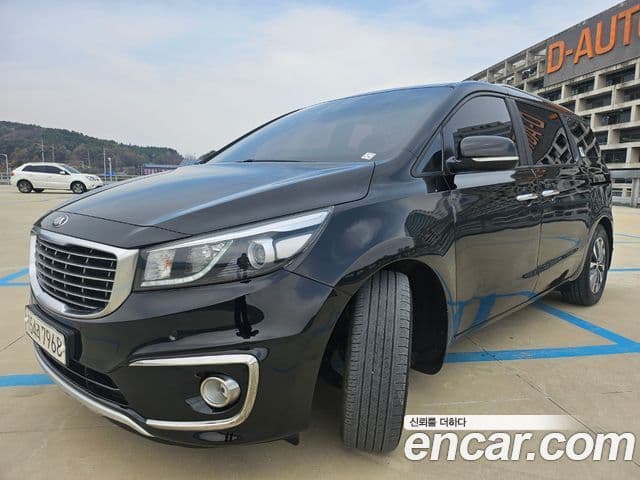 Kia All New Carnival Luxury, 2018 4