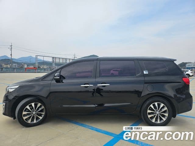 Kia All New Carnival Luxury, 2018 все фото