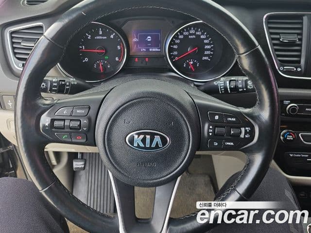 Kia All New Carnival Luxury, 2018 14