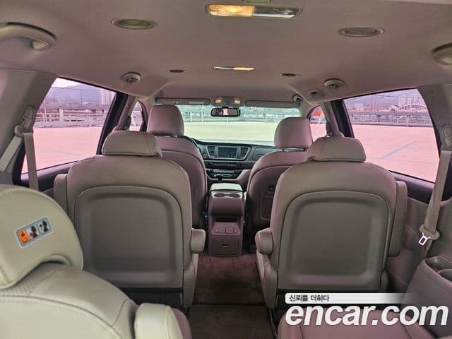 Kia All New Carnival Luxury, 2018 20