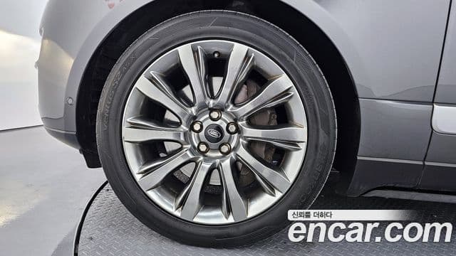 Land Rover Range Rover 4세대 4.4 SDV8 Vogue SE дизель, 2017 все фото