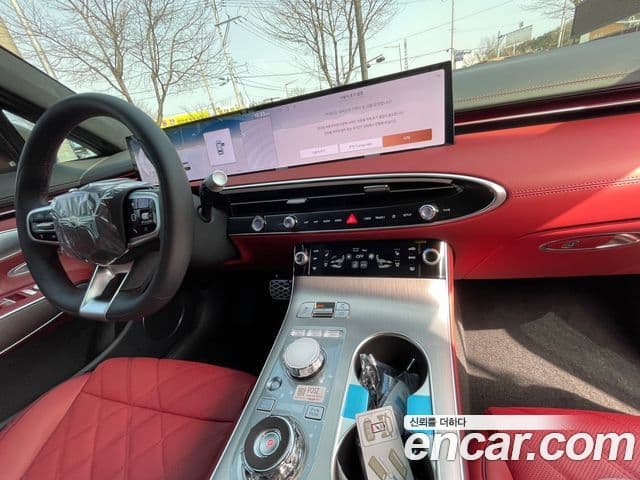 Genesis GV70, 2025 7