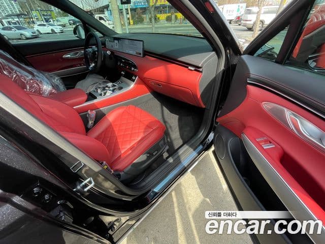 Genesis GV70, 2025 14