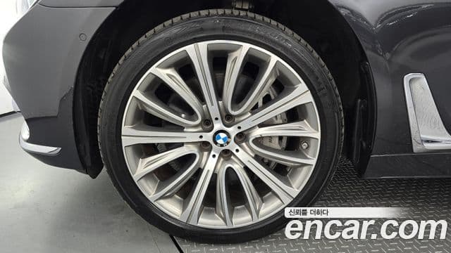 BMW 7시리즈 (G11) 750Li xDrive, 2017 все фото