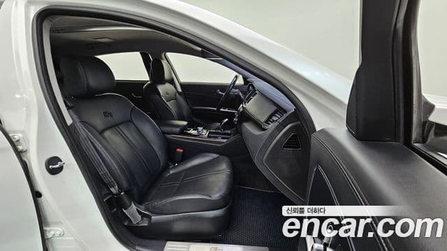 Kia K9 Special, 2013 10