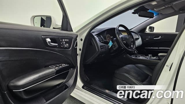 Kia K9 Special, 2013 12