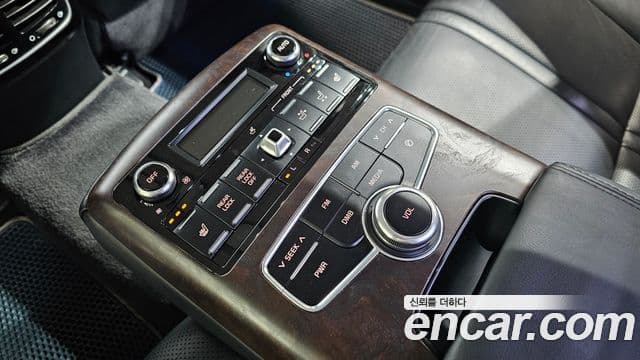 Kia K9 Special, 2013 19