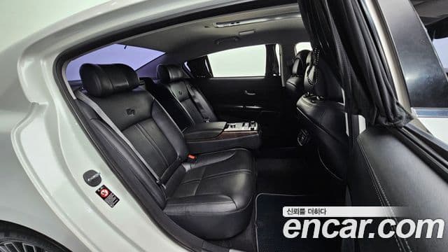 Kia K9 Special, 2013 20