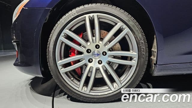 Maserati Quattroporte S Q4 3.0 V6 GranSport, 2017 все фото