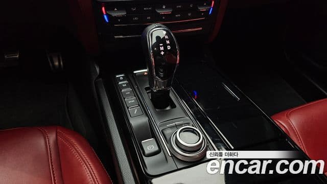 Maserati Quattroporte S Q4 3.0 V6 GranSport, 2017 9