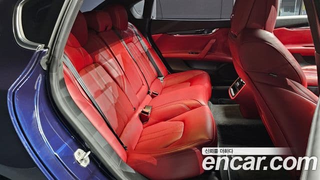 Maserati Quattroporte S Q4 3.0 V6 GranSport, 2017 12