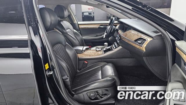 Genesis EQ900 Prestige, 2016 10