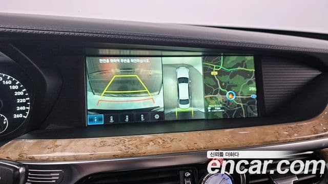 Genesis EQ900 Prestige, 2016 15