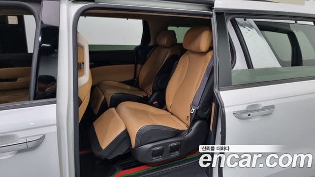 Kia Carnival 4세대 Signature, 2021 11