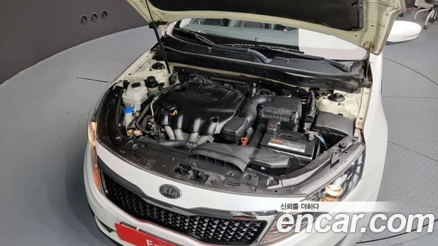 Kia K5 Luxury, 2011 6