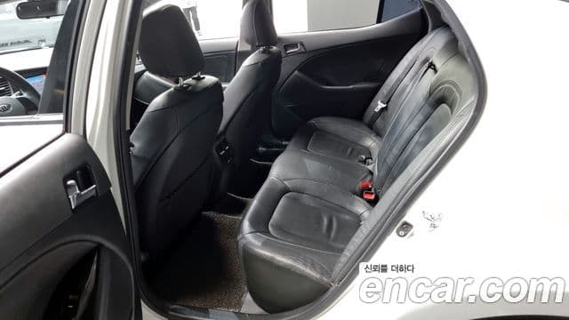 Kia K5 Luxury, 2011 11