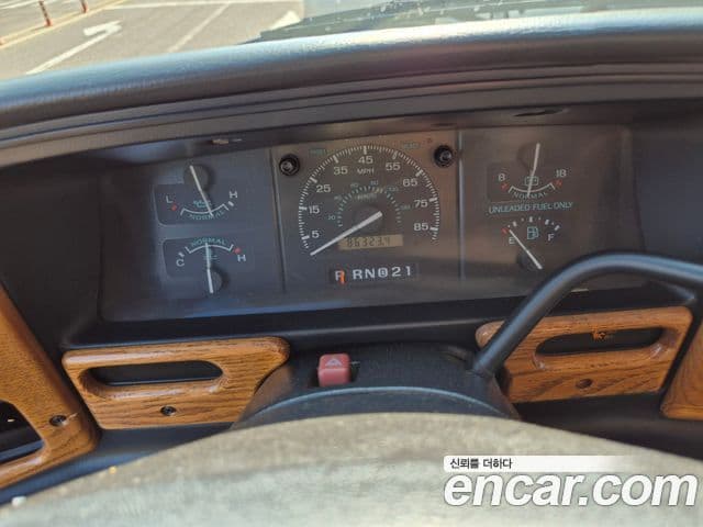 Ford 이코노라인, 1996 8