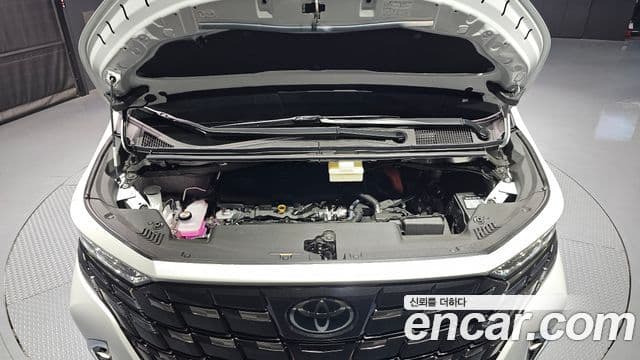 Toyota Alphard 4세대 2.5 HEV Executive AWD, 2024 6