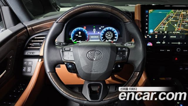 Toyota Alphard 4세대 2.5 HEV Executive AWD, 2024 13