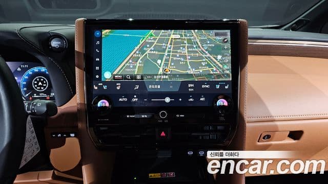 Toyota Alphard 4세대 2.5 HEV Executive AWD, 2024 14