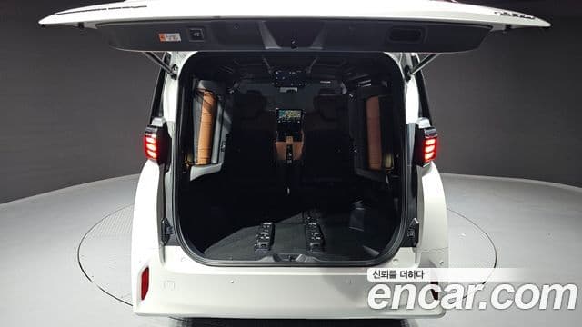 Toyota Alphard 4세대 2.5 HEV Executive AWD, 2024 20