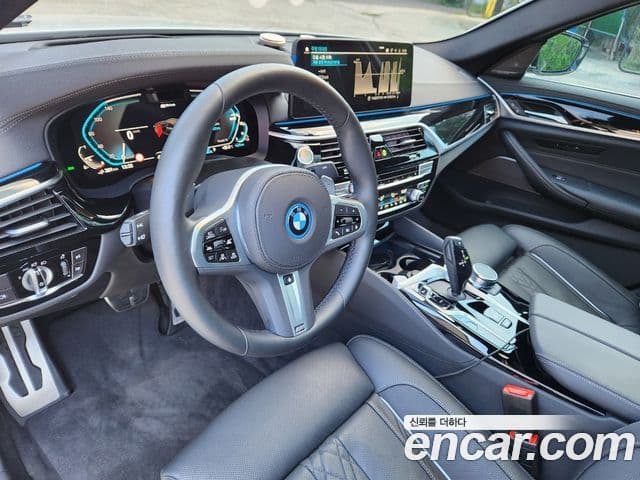 BMW 5시리즈 (G30) 530e M Sport, 2022 10