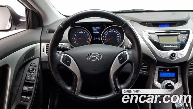 Hyundai Avante MD Premier, 2012 13