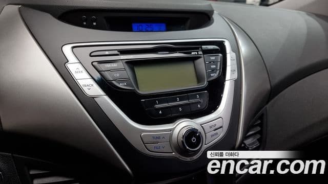 Hyundai Avante MD Premier, 2012 14