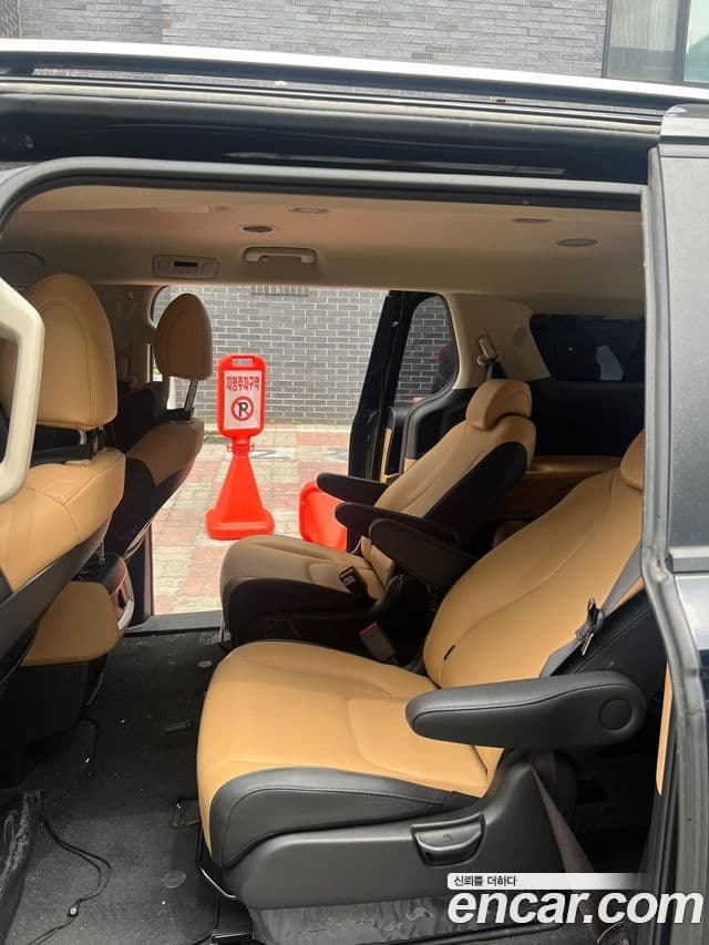 Kia Carnival 4세대 Prestige, 2023 11