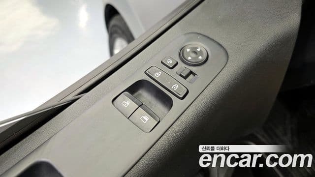 Hyundai Staria компания по спецнадстройкам, 2022 13