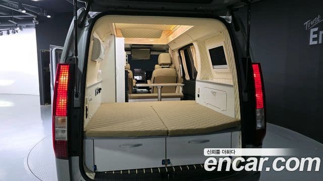 Hyundai Staria компания по спецнадстройкам, 2022 20