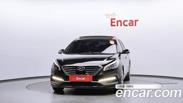 Hyundai LF Sonata Special, 2016 3