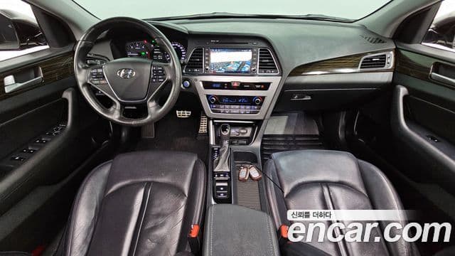 Hyundai LF Sonata Special, 2016 7