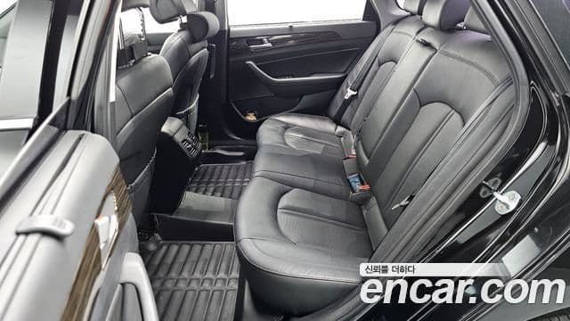 Hyundai LF Sonata Special, 2016 12