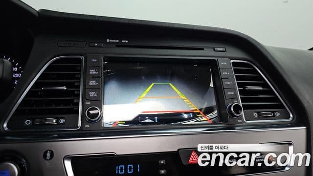 Hyundai LF Sonata Special, 2016 15