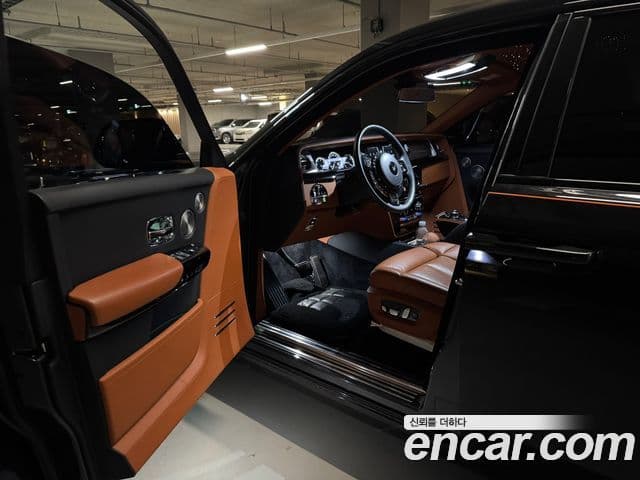 Rolls-Royce 팬텀, 2021 все фото