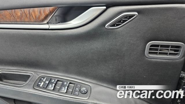 Maserati 기블리 3세대, 2015 13