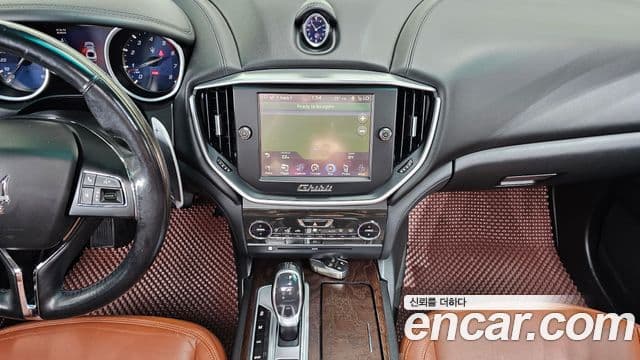 Maserati 기블리 3세대, 2015 15