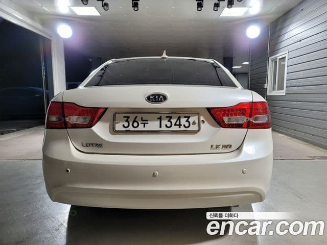 Kia 로체 이노베이션 топовая версия, 2009 4