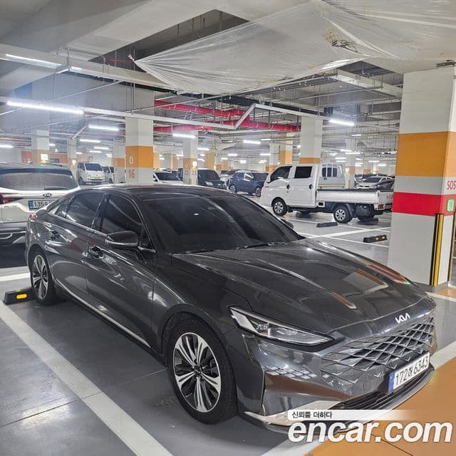 Kia K8 Signature, 2023 2