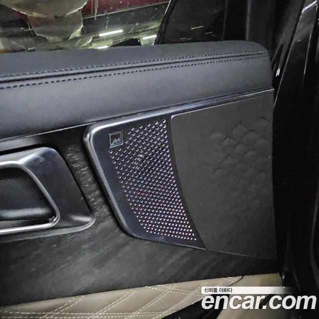 Kia K8 Signature, 2023 10