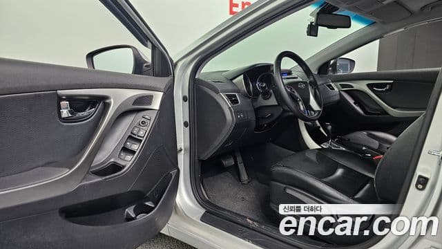 Hyundai Avante MD Premier, 2011 11