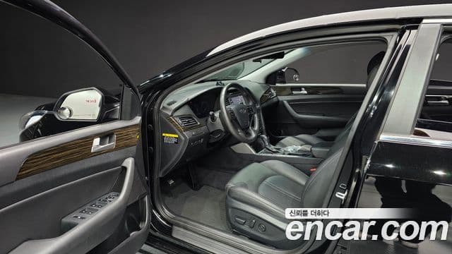 Hyundai LF Sonata 2.0 Smart, 2016 11